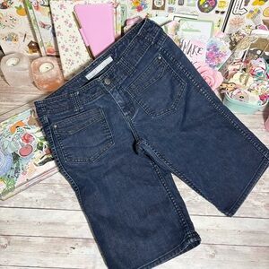 Old Navy Mid Rise Denim Bermuda Jean Shorts Dark Blue Women’s Sz.2 Front Pockets